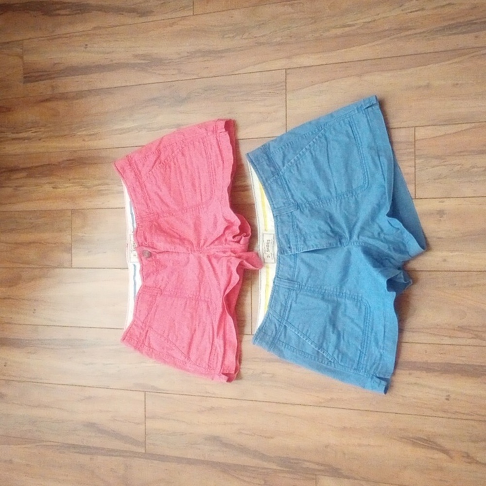 Old Navy. Perfect 3.5 Shorts. Size 6.